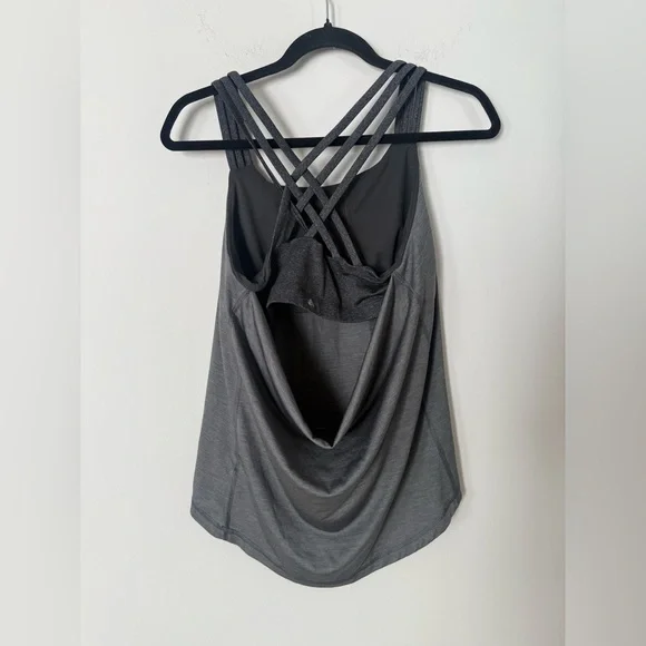 Like New Prana Waterfall Criss Cross Built in Bra Scoop Back Workout Tank - Picture 10 of 14